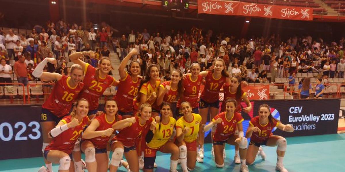 España vence a Letonia (3-1) y acaba invicta el primer tramo del Preeuropeo
