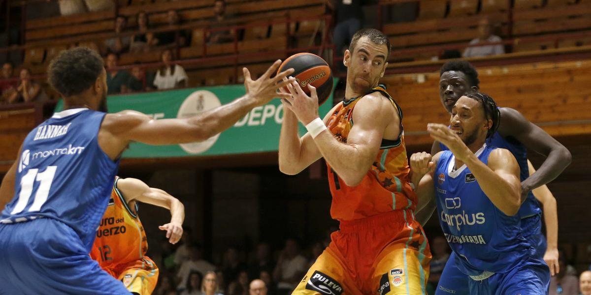 90-81: El Valencia gana al Fuenla y conquista el Ciudad de Albacete