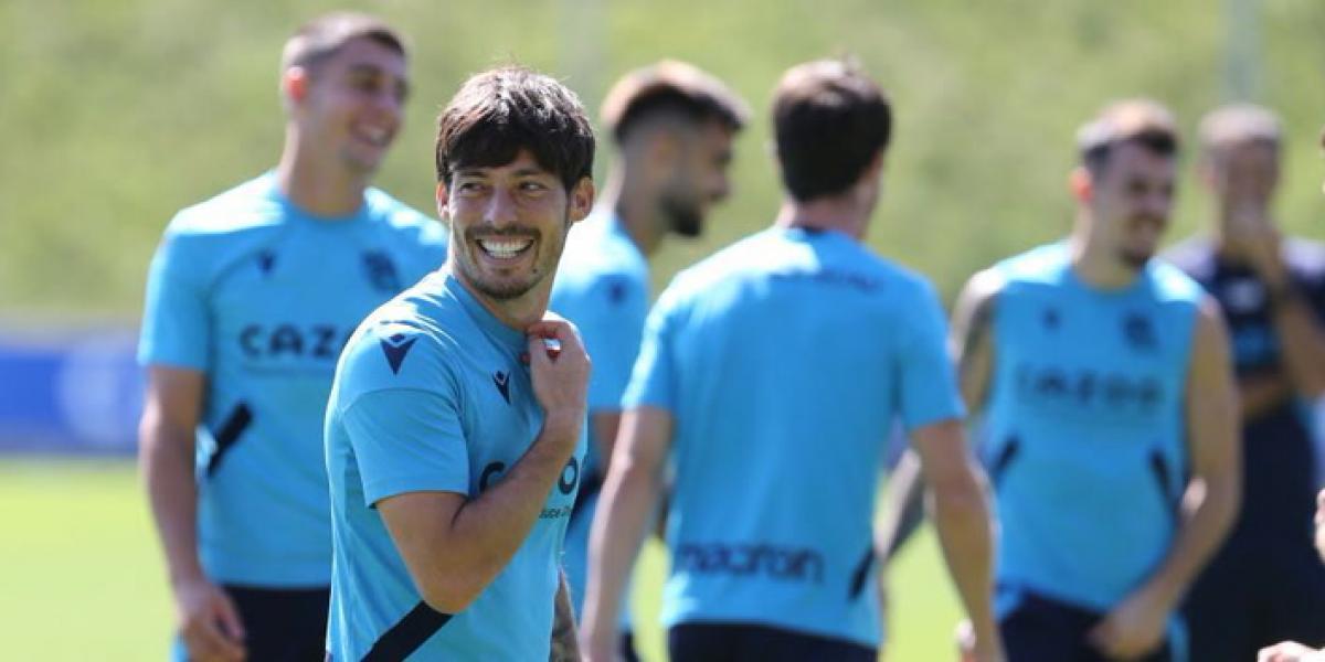 David Silva se ejercita con la Real Sociedad
