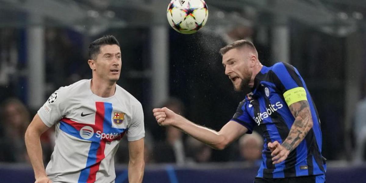 Milan Skriniar, durante el entrenamiento previo al partido contra el Barça