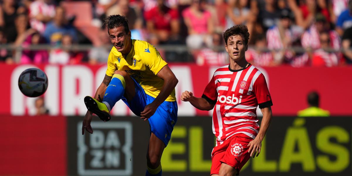 Stuani da un punto de gloria en el último minuto