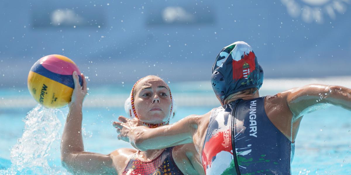 15-11: España vence a Hungría y continúa con paso firme en la Superfinal