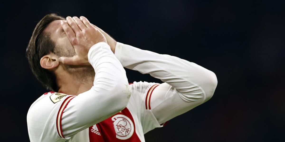 3-3: El Ajax llega al Mundial en crisis