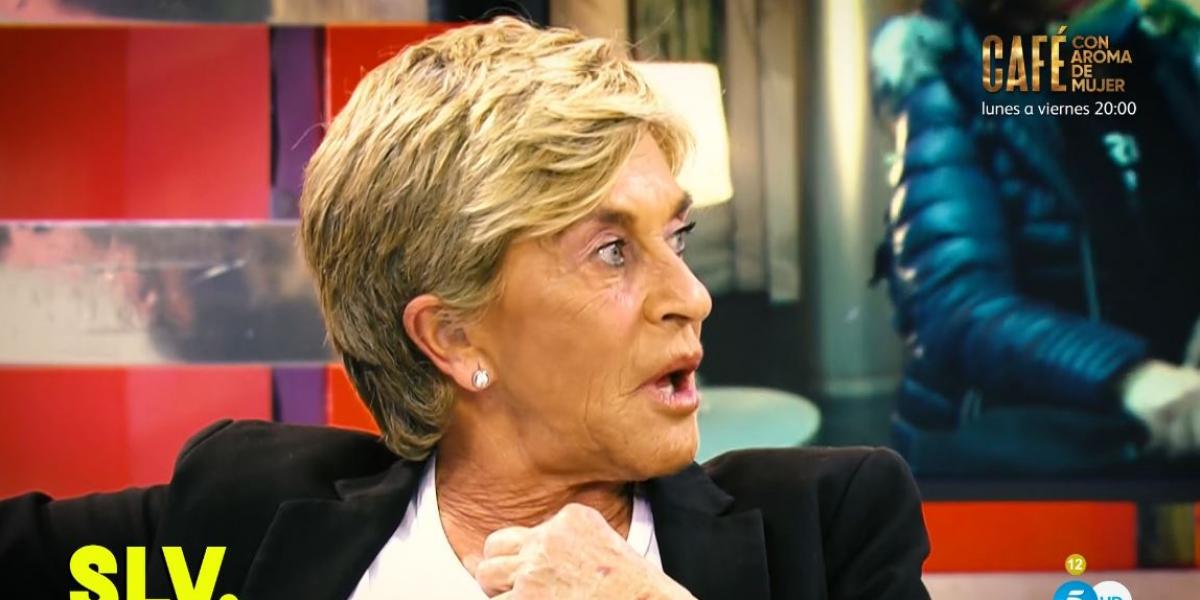Chelo García-Cortés contesta, finalmente, si hubo noche de lujuria con Isabel Pantoja en Sálvame Deluxe