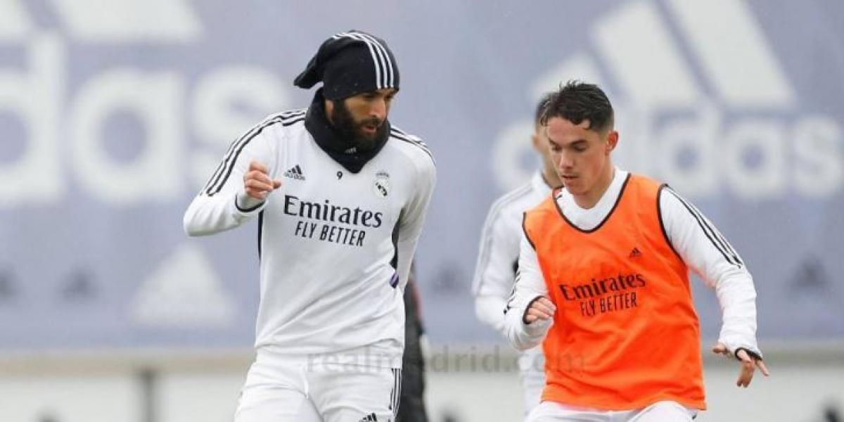 Benzema se gusta en el entrenamiento y demuestra que está a tope