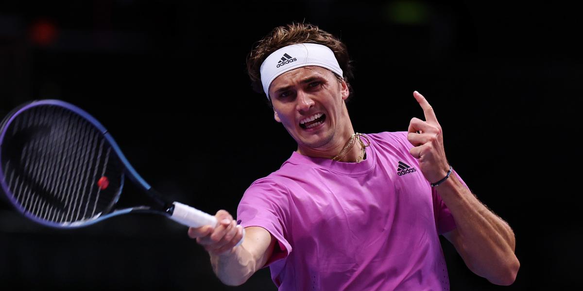 Zverev derrota a Djokovic y demuestra que está de vuelta