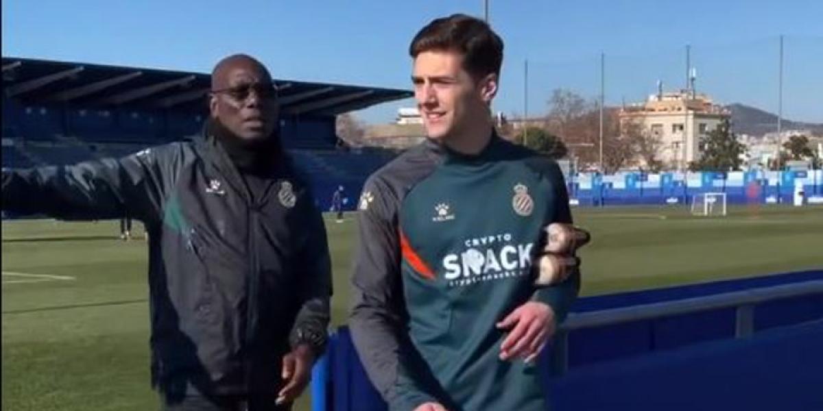 NKono, cicerone de Gragera en su primer día en la Dani Jarque