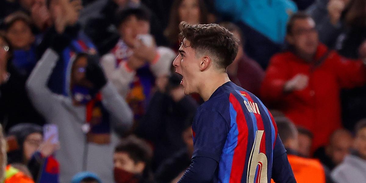 Gavi, primer gol con el dorsal 6 y dedicado a Dembélé