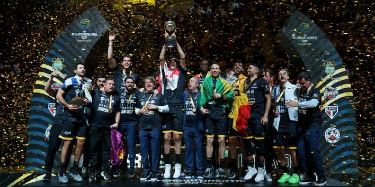 68-89: El Lenovo Tenerife se lleva por tercera vez la Copa Intercontinental
