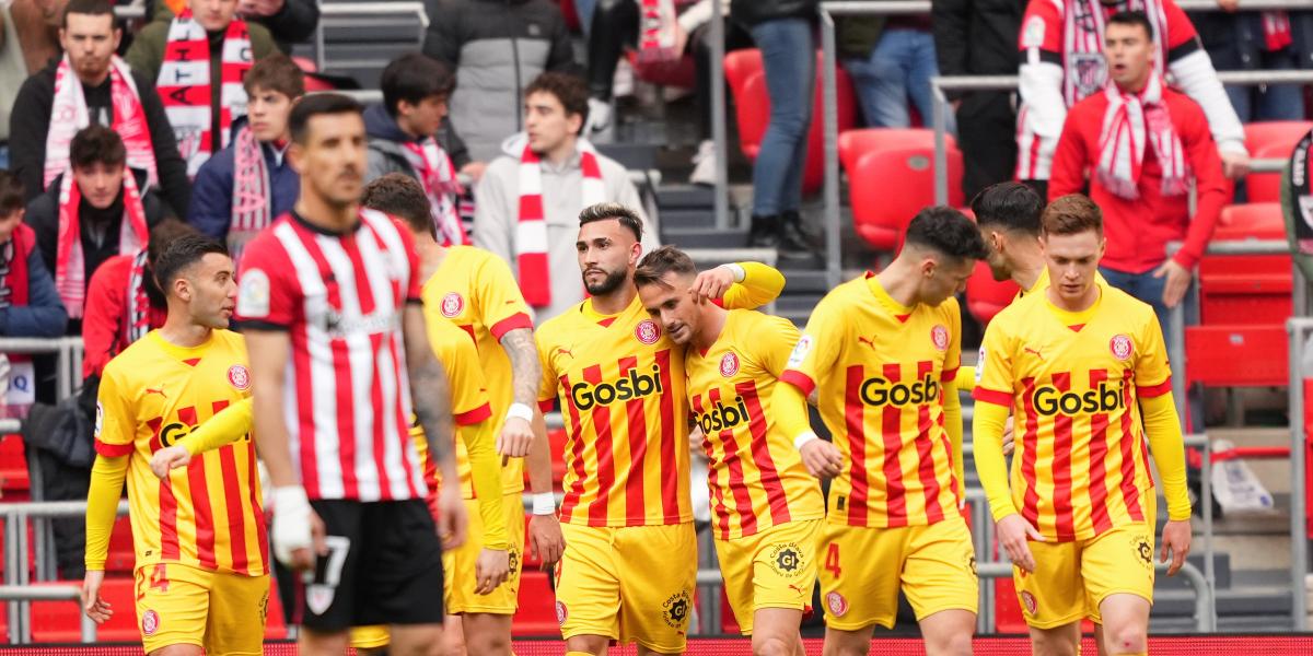 El Girona gana en San Mamés a un generoso Athletic