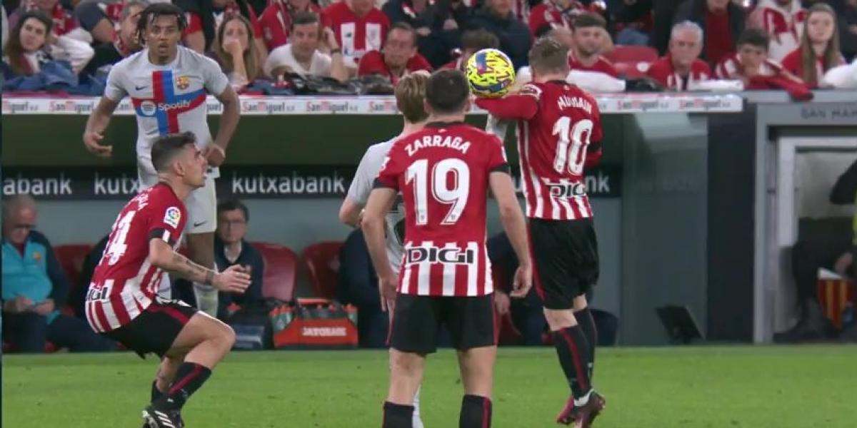 Sin VAR, Barça y Madrid estarían empatados a puntos