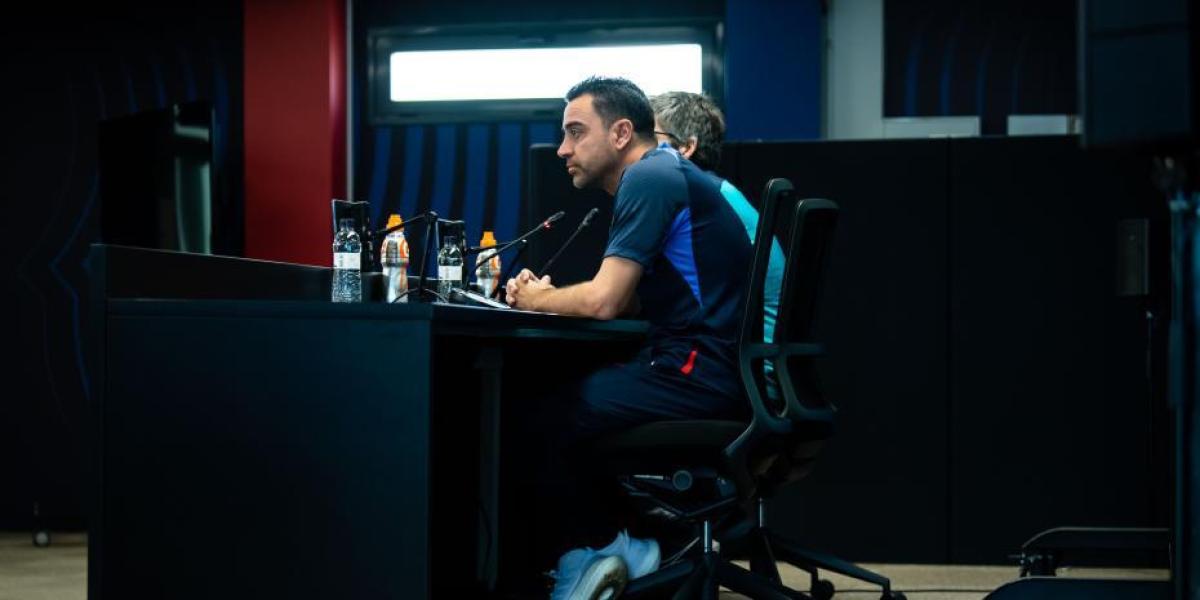 Los otros nombres propios de la rueda de prensa de Xavi