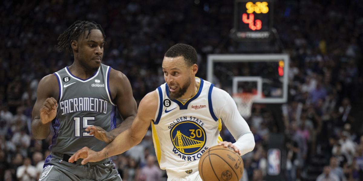 Los Warriors ganan fuera de casa y ya mandan en la serie con los Kings