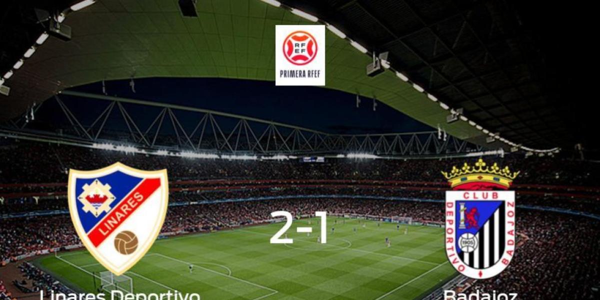 El Linares Deportivo vence 2-1 al Badajoz y se lleva los tres puntos