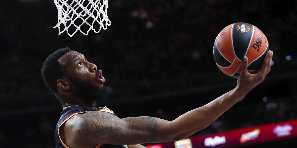El Baskonia se refuerza con Donta Hall