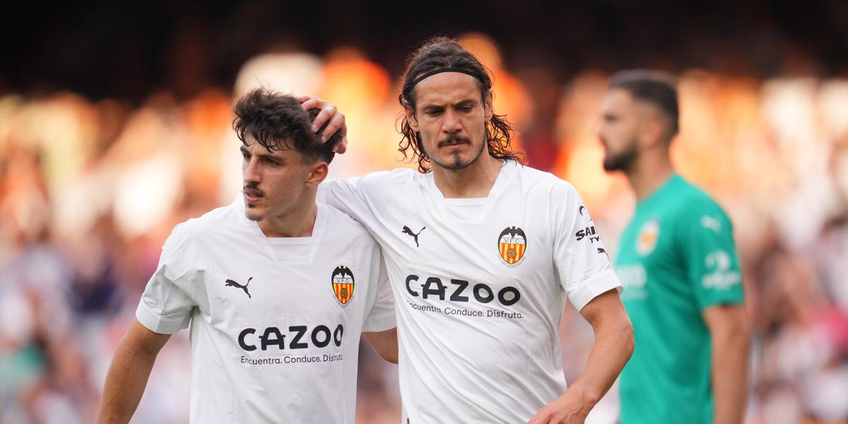 El futuro incierto de Cavani