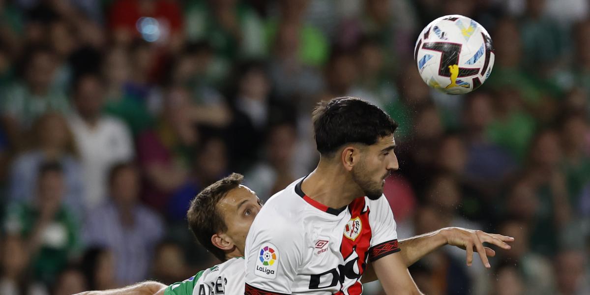 Catena y Comesaña no seguirán en Vallecas