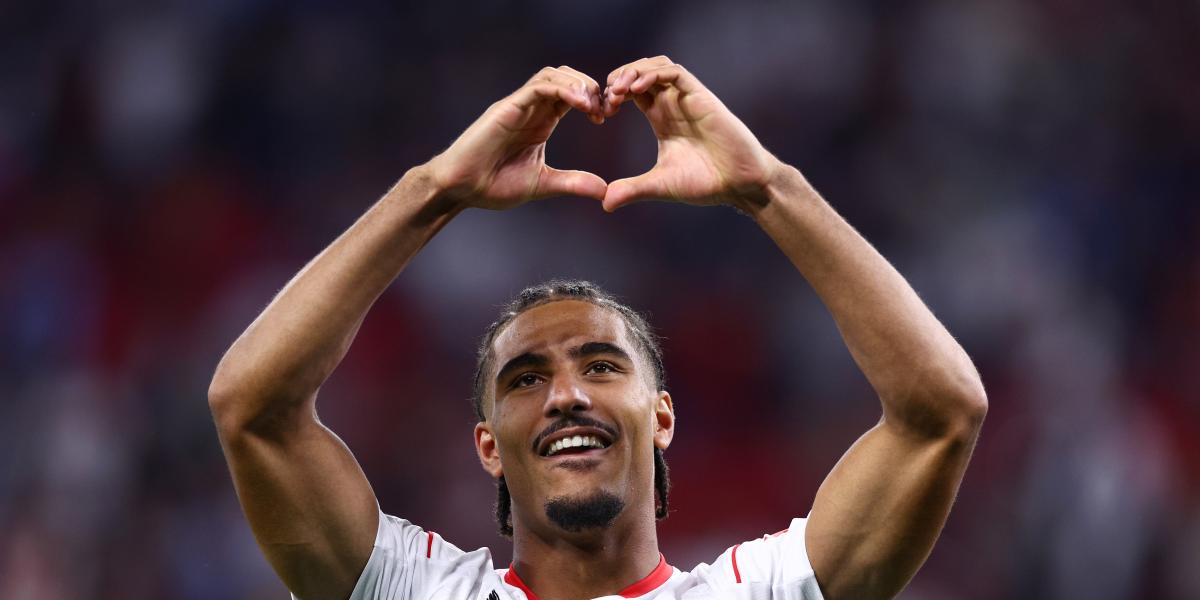 Badé: La diferencia ente Mendilibar y Diego Alonso es con la pelota