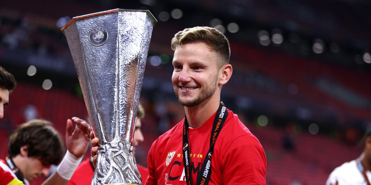 Rakitic y Pedro, únicos del Barça del triplete 2015 que han vuelto a ganar en Europa