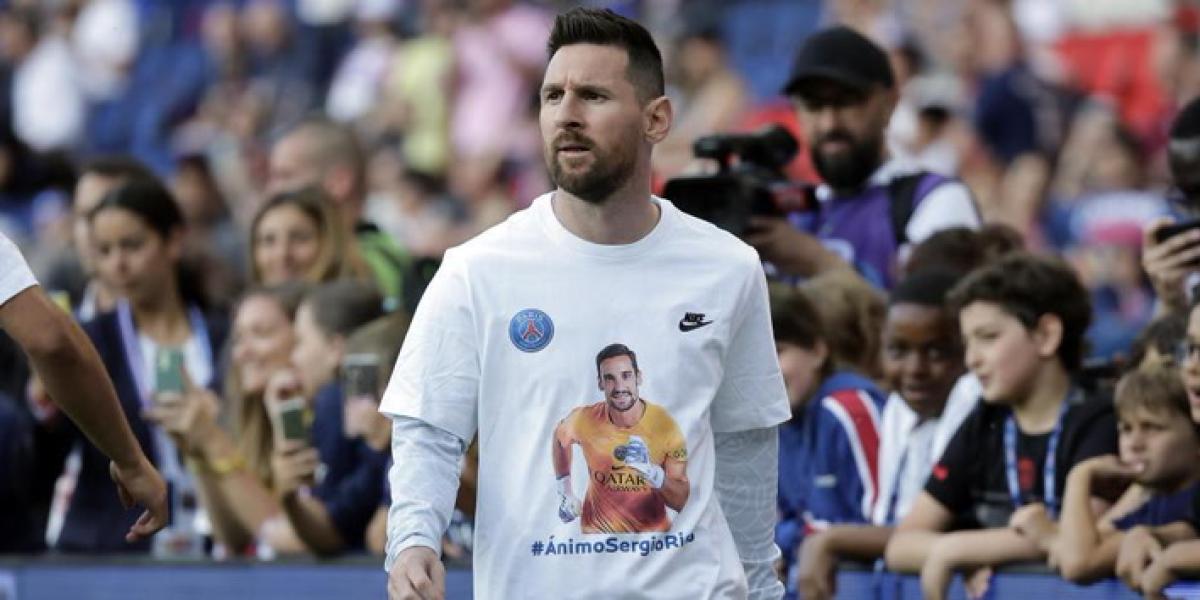 El PSG y su afición se vuelcan con Sergio Rico