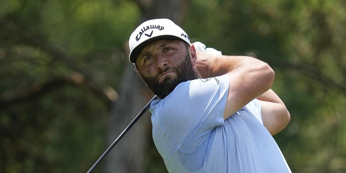 Jon Rahm sigue en la pelea en el Memorial a pesar de su mal día