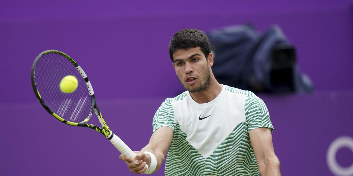 Alcaraz mantiene su descanso y no entrenará en Wimbledon hasta el miércoles