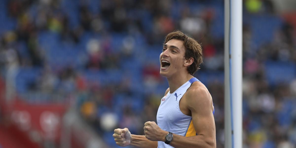 Duplantis, mejor marca mundial de año en Ostrava con un salto de 6,12 metros