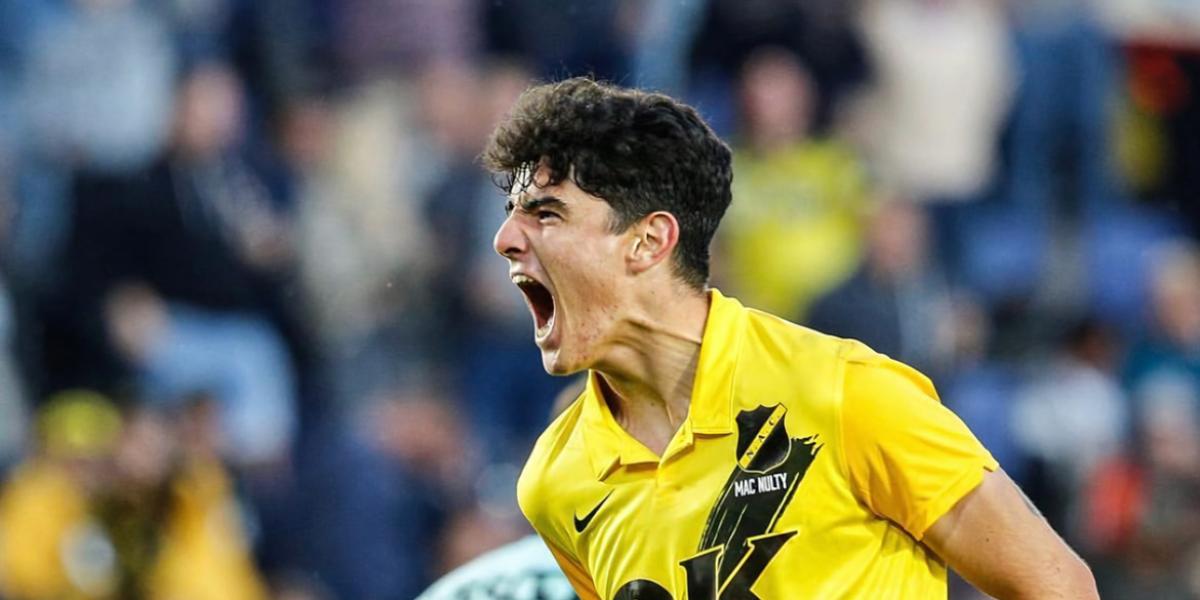 Anselmo Mac Nulty da el salto a la Eredivisie como central del futuro