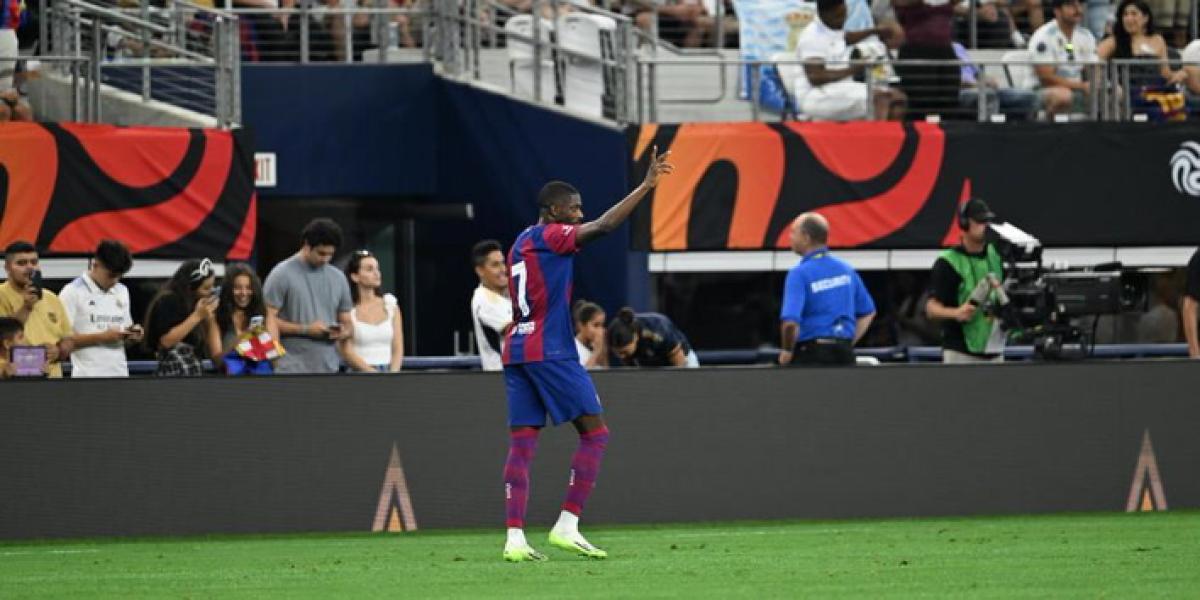 Ousmane Dembélé, a lo suyo