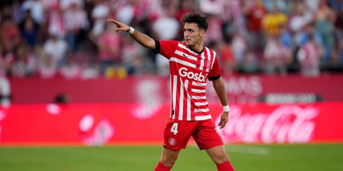 Los últimos movimientos del Barça por un lateral derecho