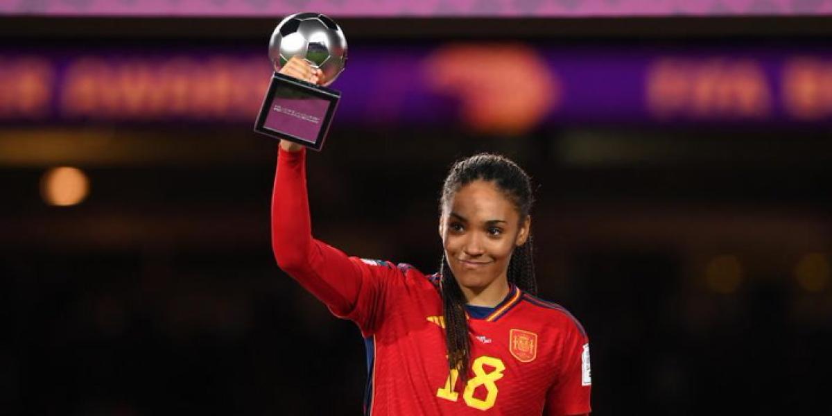Salma Paralluelo, mejor joven del Mundial