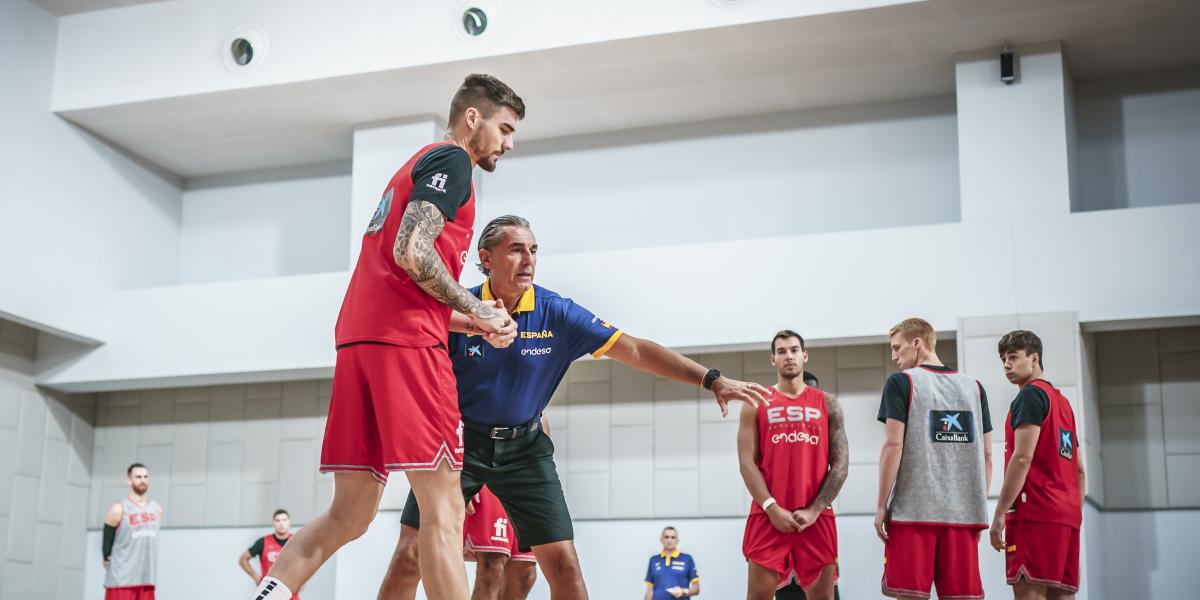 Brasil-España: pulso por el liderato