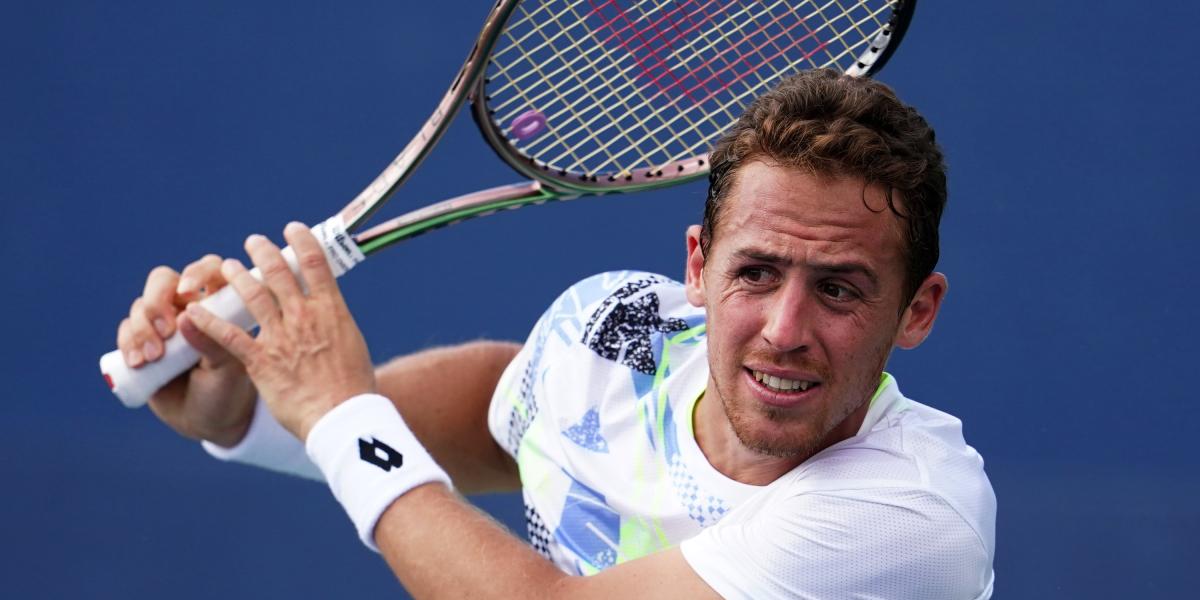 Roberto Carballés acaba con Roberto Bautista en Auckland