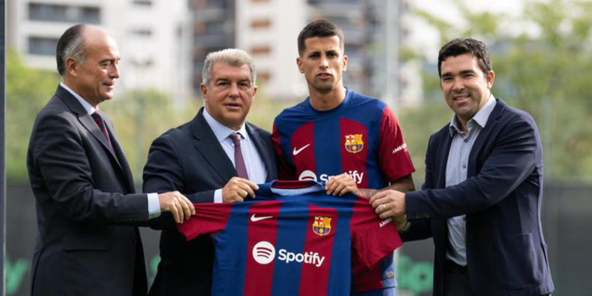 Joao Cancelo: Me identifico mucho con la cultura del Barça