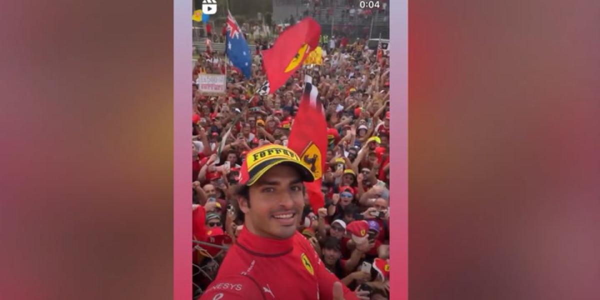 Carlos Sainz aclamado por su afición