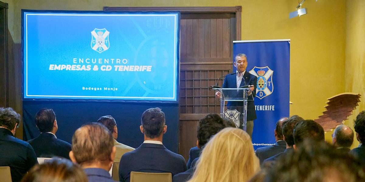 La kompactuna de Rivero hace que el CD Tenerife se cimente con solidez en las islas