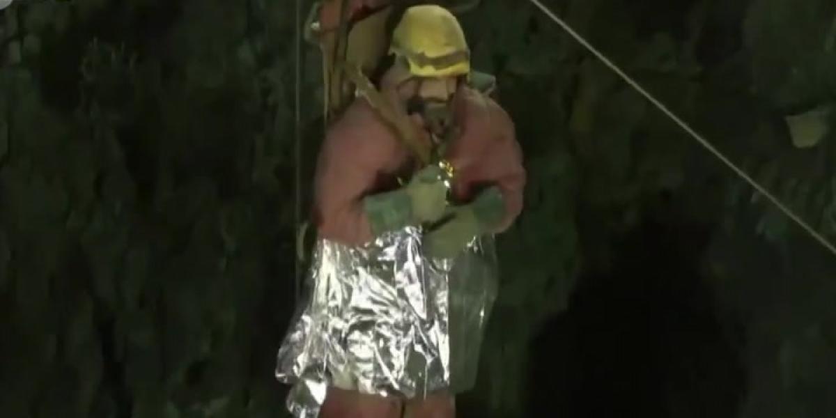 Un espeleólogo que llevaba 9 días atrapado, rescatado en una cueva en Turquía
