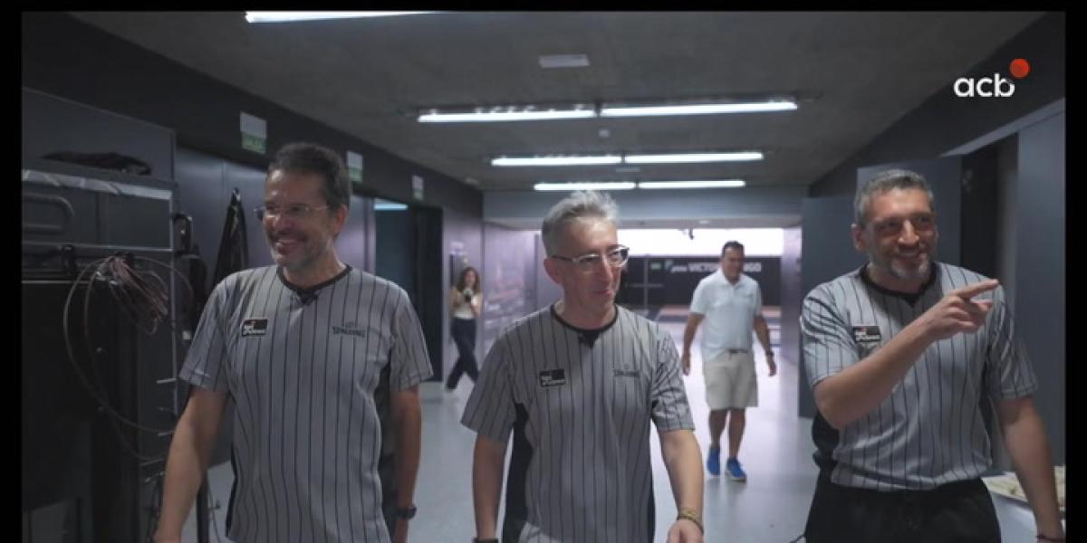 El partido más loco: los árbitros juegan y los entrenadores pitan