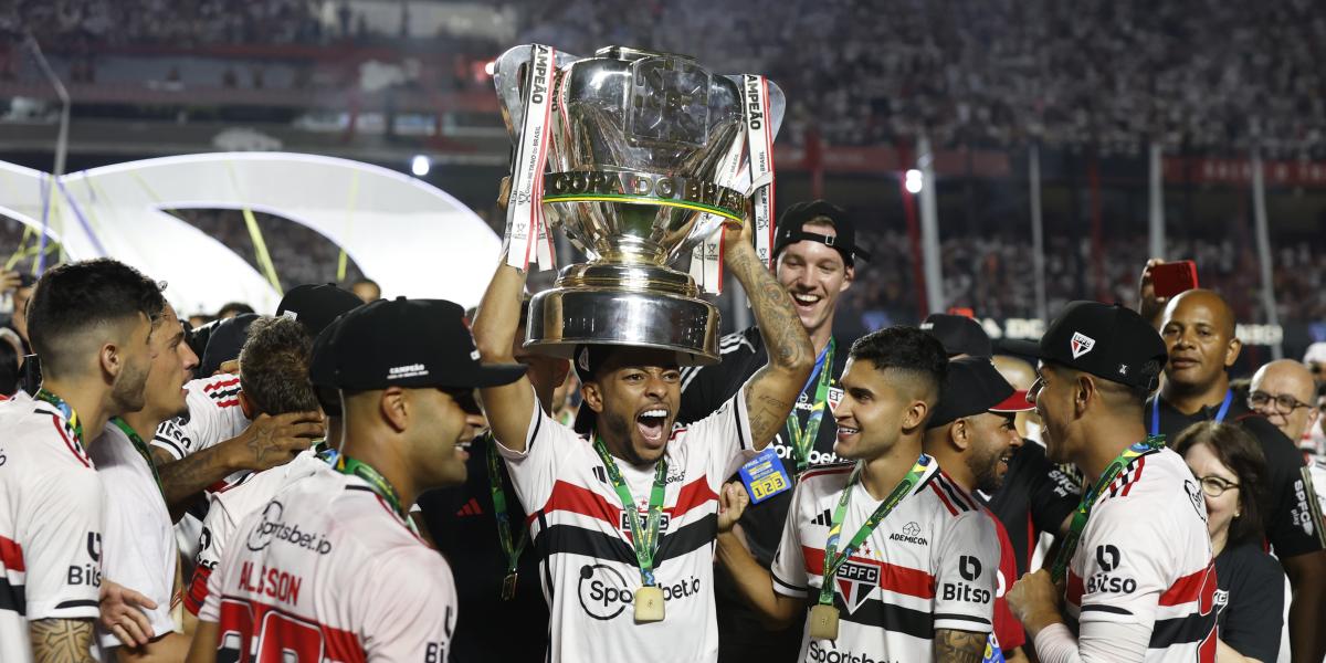 Sao Paulo vende el nombre de su estadio