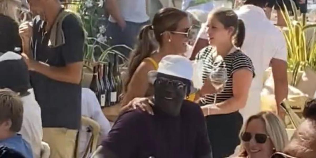 La sorprendente reacción de Michael Jordan al oir una canción mientras comía en un restaurante