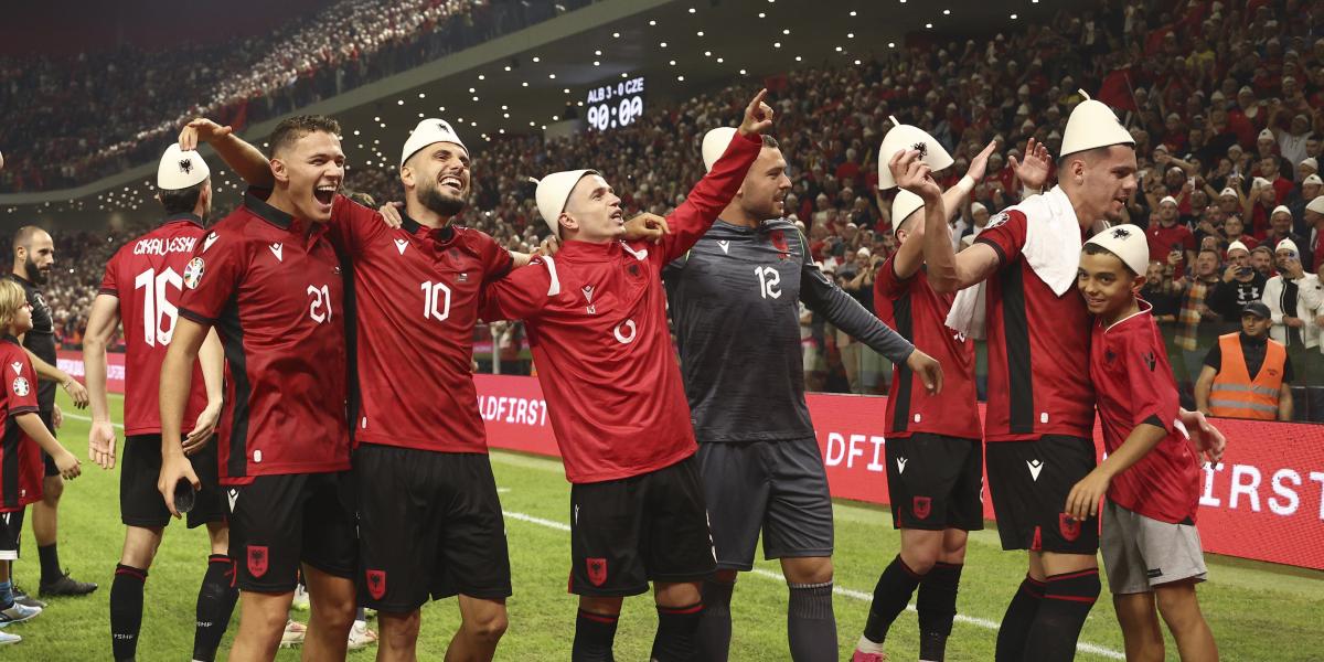 Albania golea y Sylvinho está a punto de llevarla a Alemania