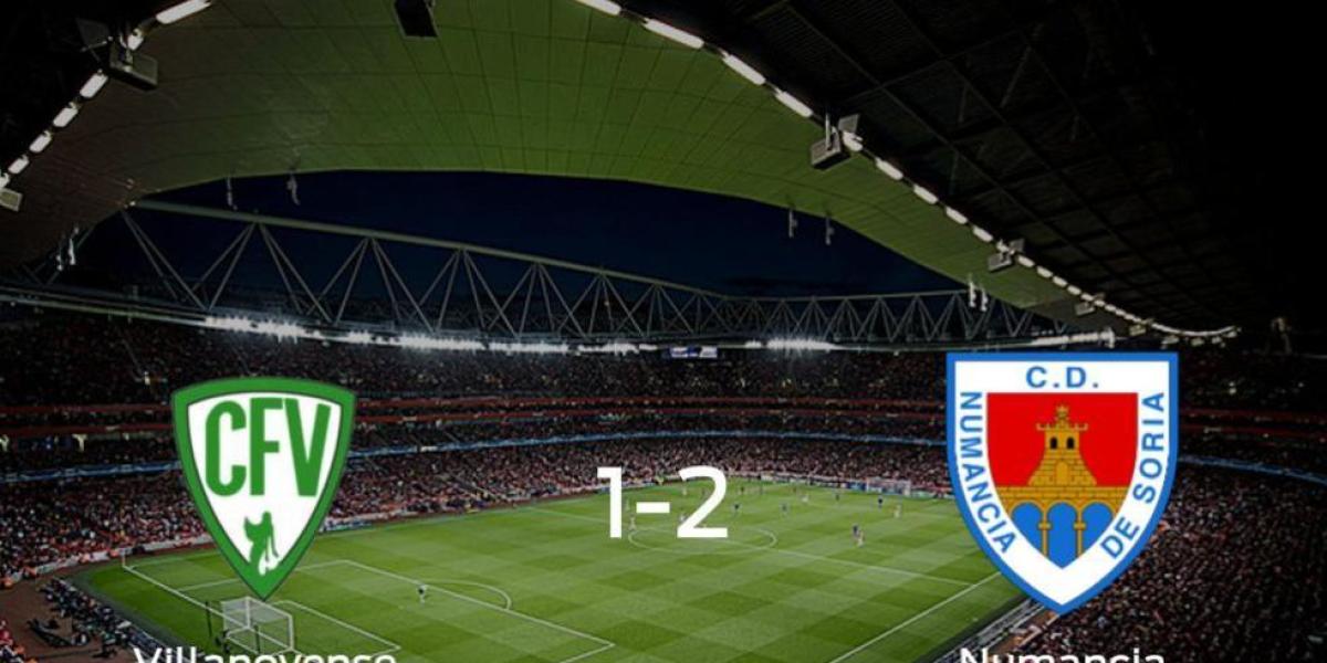 El Numancia se impone al Villanovense y consigue los tres puntos (1-2)
