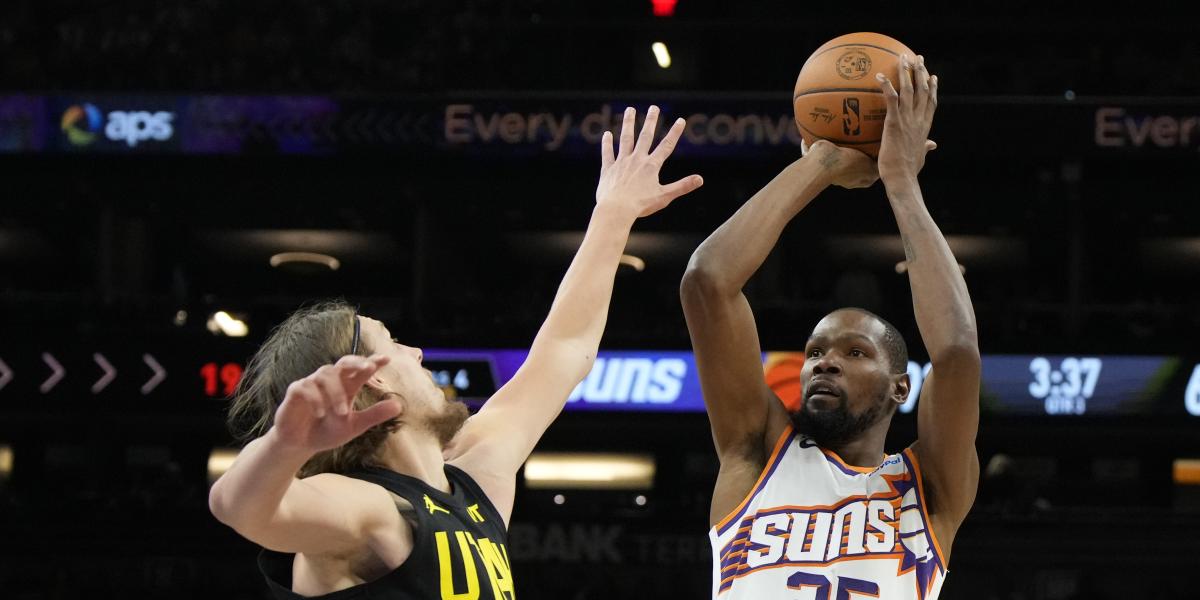 Kevin Durant se queda solo en la victoria de los Suns