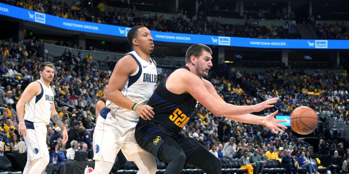 Jokic le para los pies a Doncic y termina con la imbatibilidad de los Mavericks
