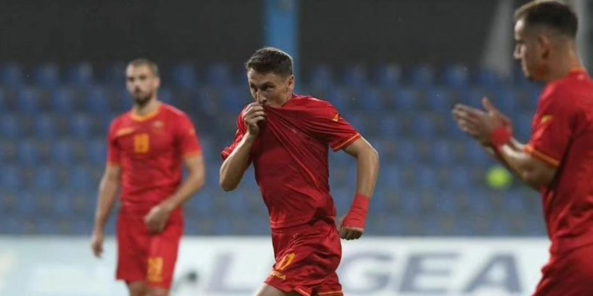 Kuc y Jovetic mantienen con vida a Montenegro