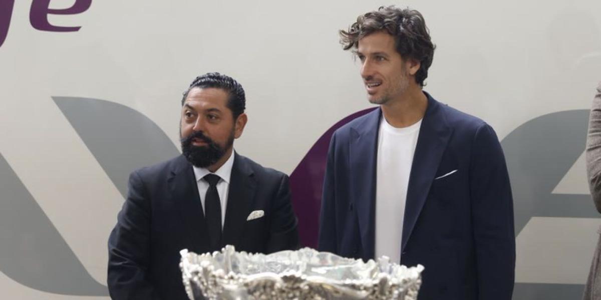 Málaga recibe el trofeo de la Copa Davis de Tenis