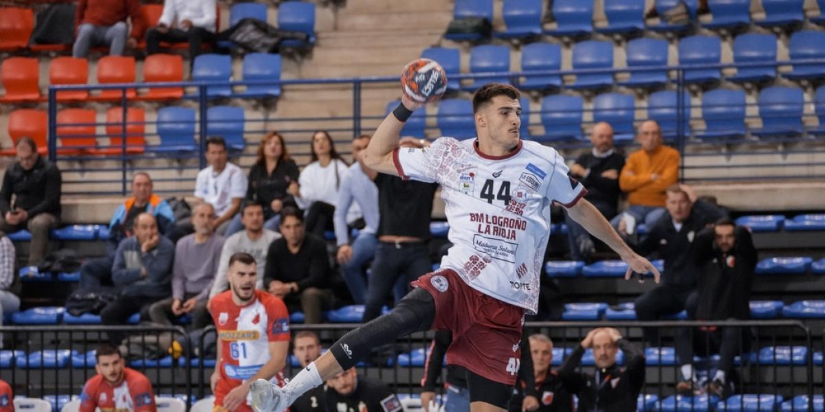 29-32. El Logroño cae contra la Vojvodina y se queda con pie y medio fuera de Europa