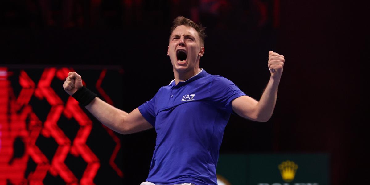 Medjedovic sorprende a Fils y se cuela en el ilustre palmarés de las Next Gen ATP Finals