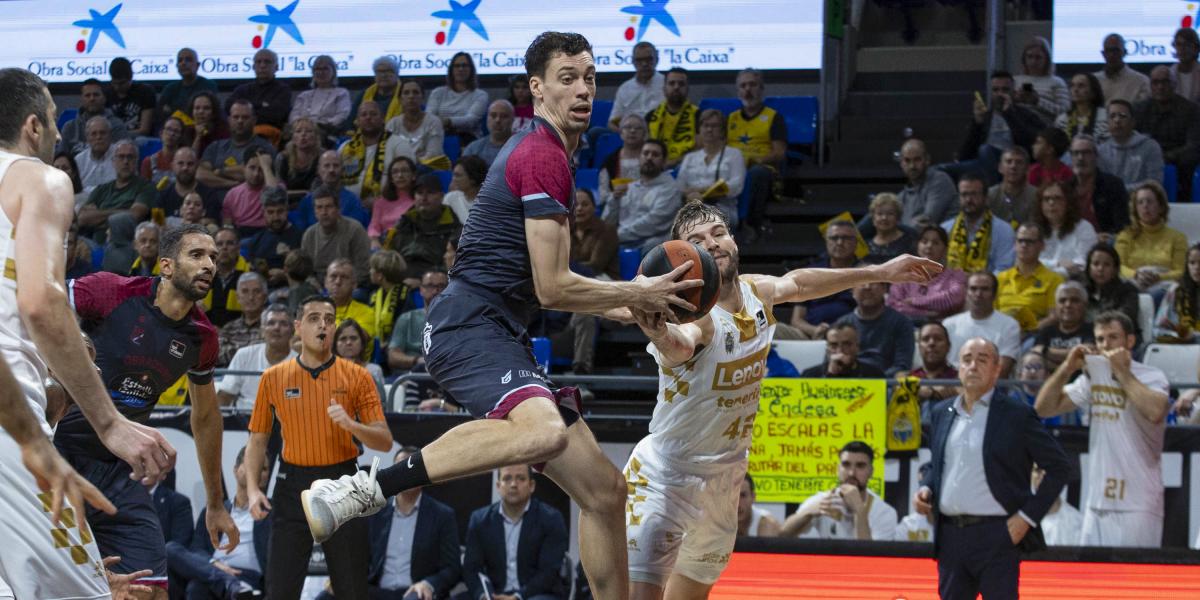 87-92: El Obradoiro sorprende al Lenovo Tenerife en un duelo de infarto