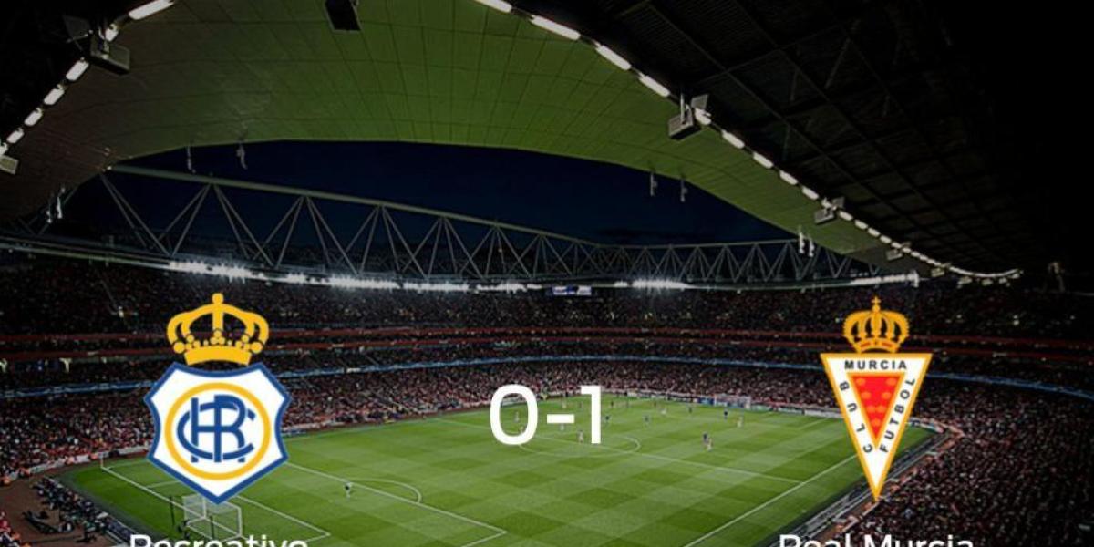 El Real Murcia vence 0-1 al Recreativo y se lleva los tres puntos